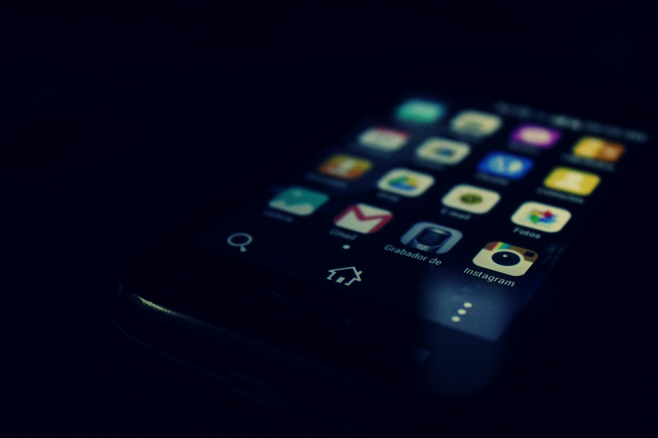A phone home menu. Source : Pexels